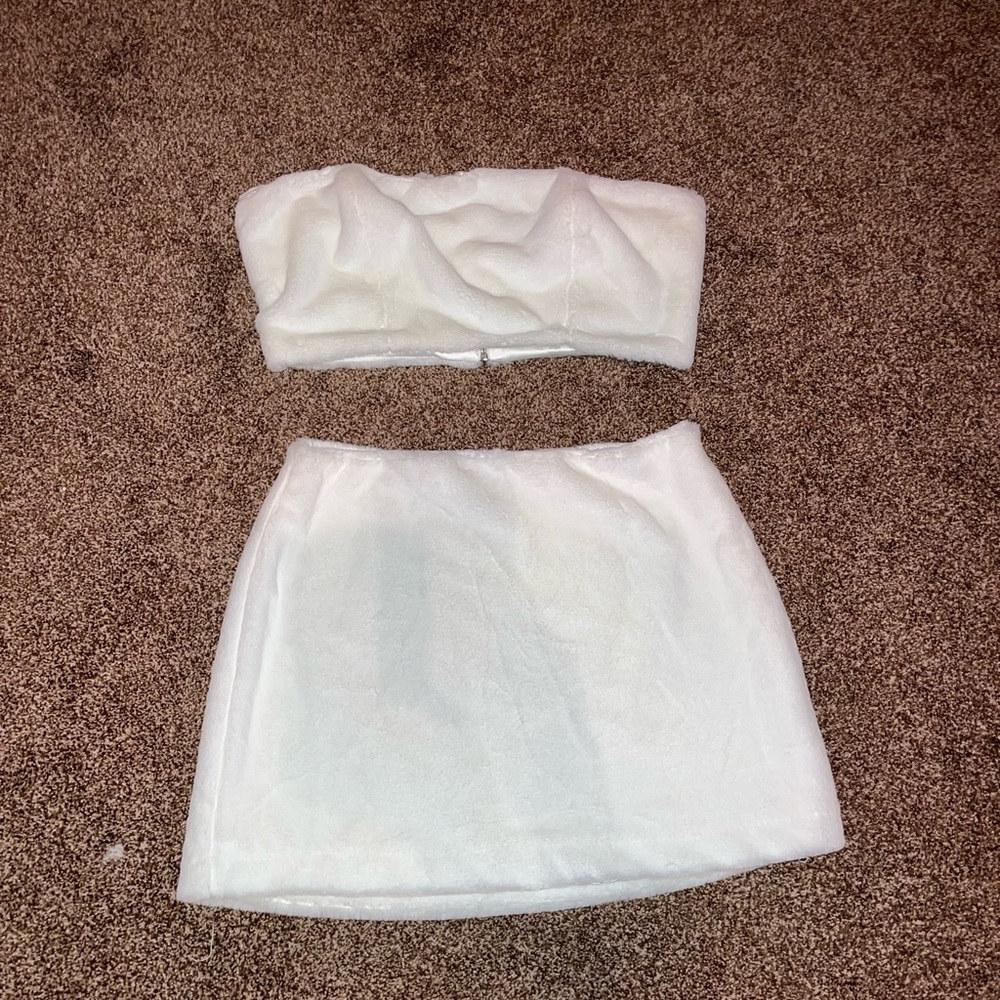 White fuzzy two piece set
